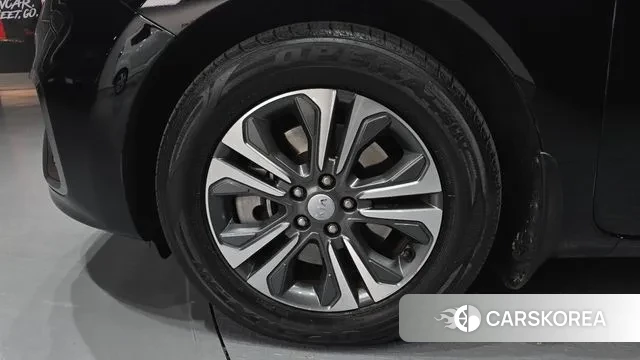 Kia The New Carnival id 3439982 из Кореи 15