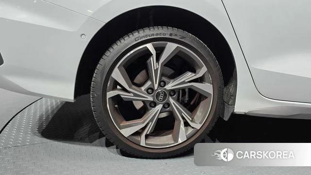 Audi A3 (8Y) id 4499984 из Кореи 15