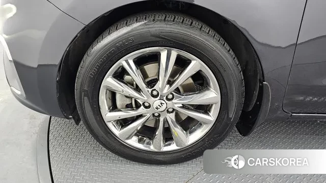 Kia The New Carnival id 3708773 из Кореи 15