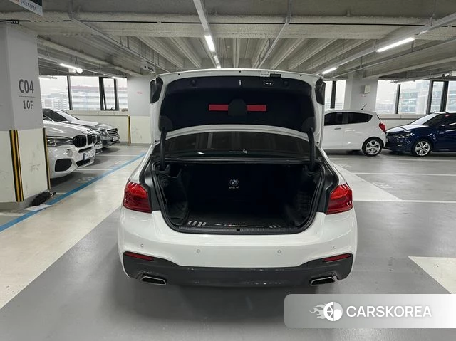 BMW 5 Series (G30) id 3861141 из Кореи 15