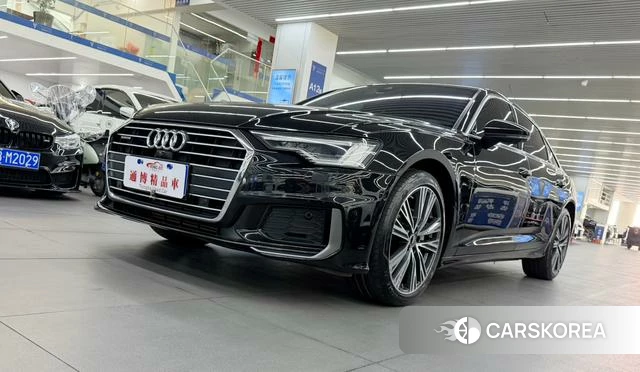 Audi A6L 2022 Черный из Китая, фото 5