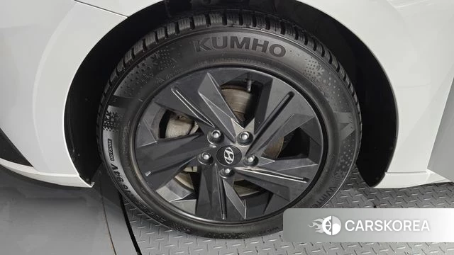 Hyundai Avante Hybrid (CN7) id 3915573 из Кореи 15