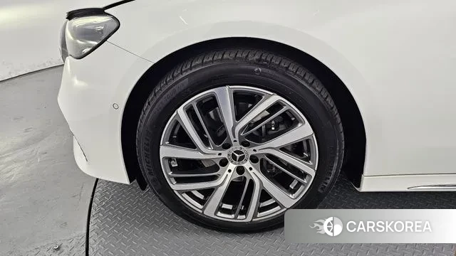 Mercedes-Benz E-Class W214 id 3776050 из Кореи 15