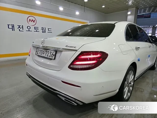 Mercedes-Benz E-Class W213 id 3718218 из Кореи 15