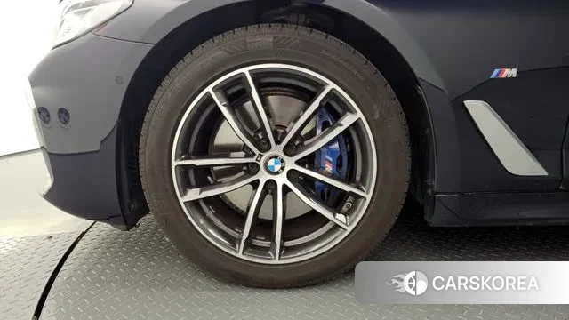 BMW 5 Series (G30) id 2976143 из Кореи 15