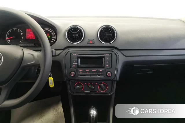 Volkswagen Jetta id 4208147 из Китая 12