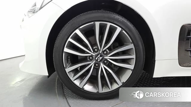 Kia Stinger id 4225852 из Кореи 15