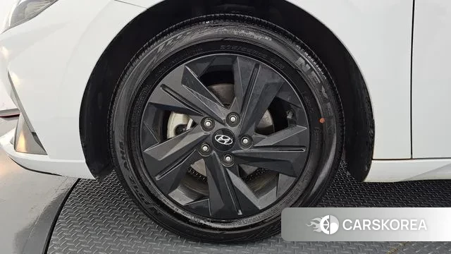 Hyundai Avante (CN7) id 3411320 из Кореи 15