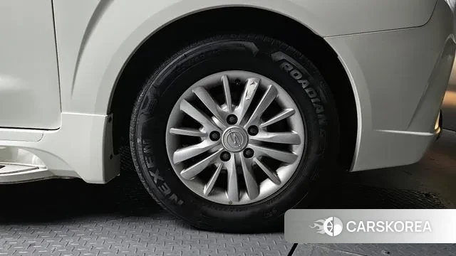 Ssangyong Korando Turismo id 3574198 из Кореи 15