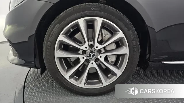 Mercedes-Benz E-Class W213 id 2961532 из Кореи 15