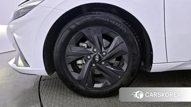 Hyundai Avante (CN7) id 3406443 из Кореи 15