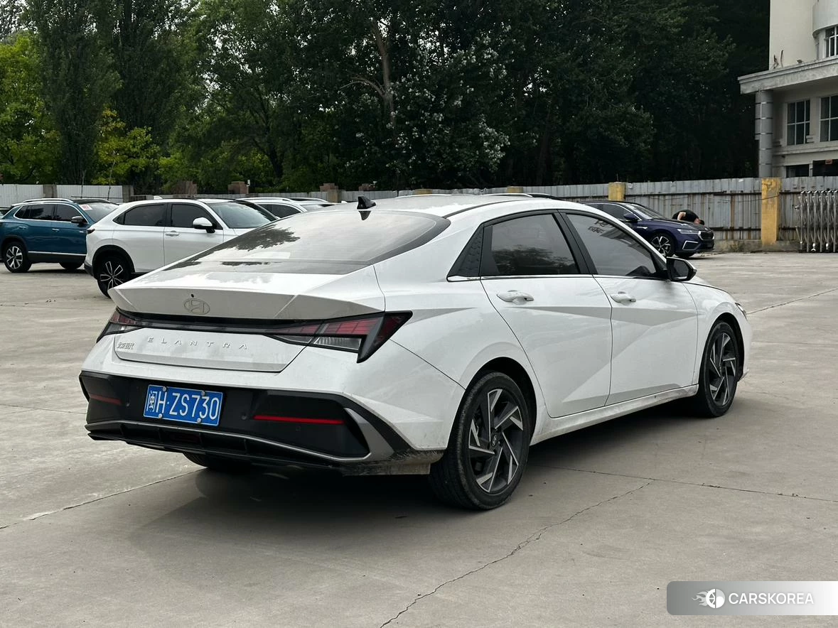 Hyundai Elantra id 4510517 из Китая 11