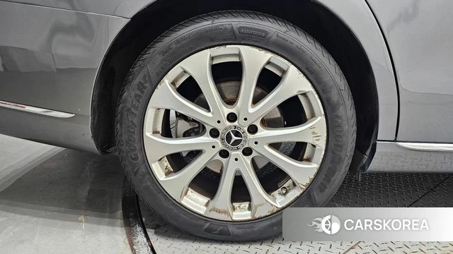 Mercedes-Benz E-Class W213 id 4667415 из Кореи 27