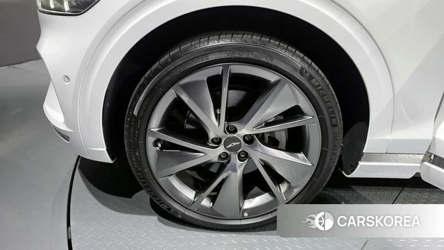 Genesis GV70 id 3954367 из Кореи 15