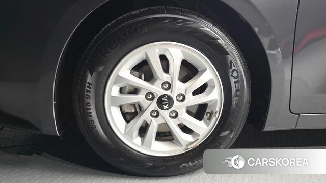 Kia Come New K3 id 4605392 из Кореи 15