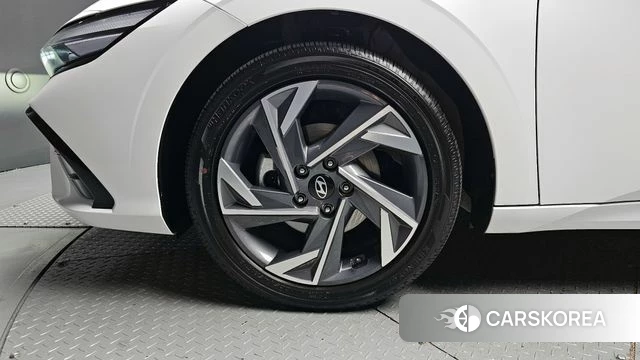 Hyundai The New Avante (CN7) id 4185551 из Кореи 27