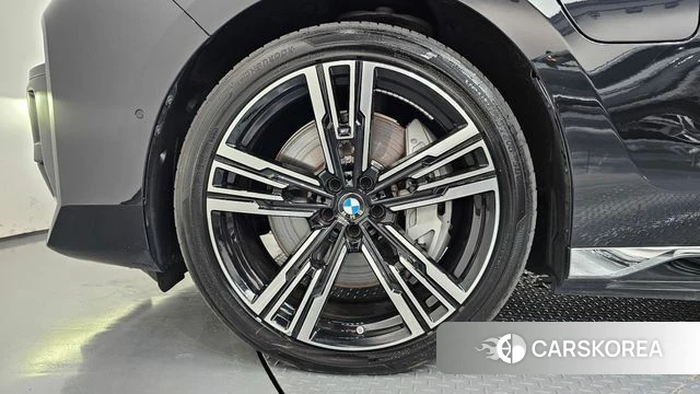 BMW 7 Series (G70) id 4854124 из Кореи 37