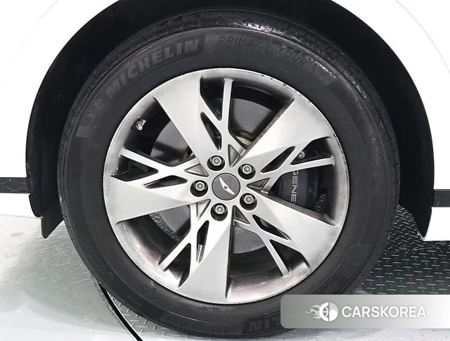 Genesis GV70 id 3343118 из Кореи 15