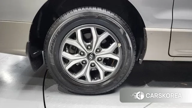 Hyundai The New Grand Starex id 3429217 из Кореи 15