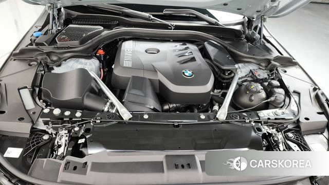 BMW 5 Series (G60) id 4360021 из Кореи 26