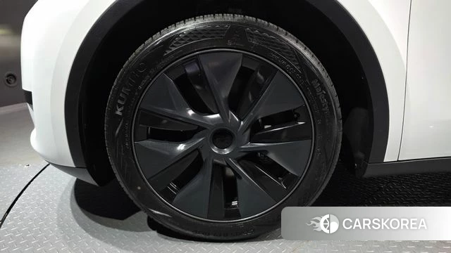 Tesla Model Y id 4442358 из Кореи 15