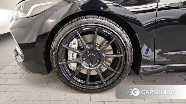 Hyundai Avante AD id 3284917 из Кореи 15