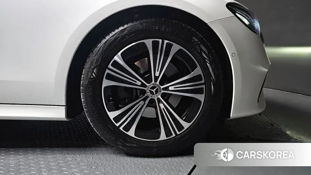 Mercedes-Benz E-Class W214 id 3523191 из Кореи 15