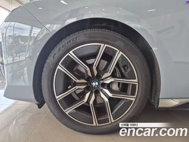 BMW 7 Series (G70) id 2948543 из Кореи 11