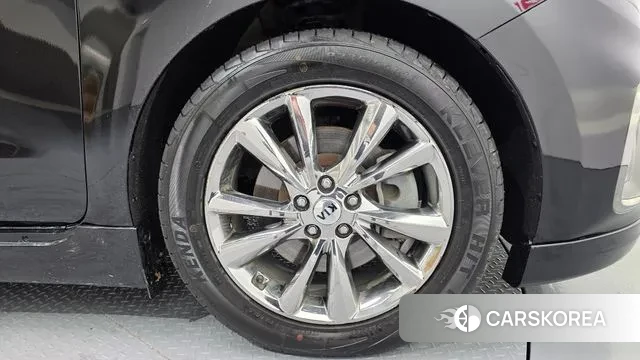 Kia The New Carnival id 3407723 из Кореи 15