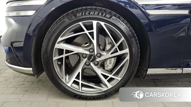 Genesis G90 (RS4) id 3550802 из Кореи 15