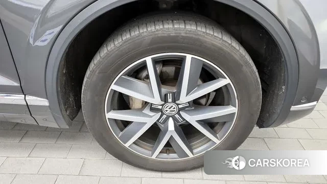 Volkswagen Touareg 3rd generation id 3356530 из Кореи 15