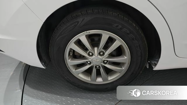Hyundai The New Avante AD id 4397498 из Кореи 26