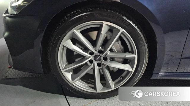 Audi A7 (4K) id 4019762 из Кореи 15