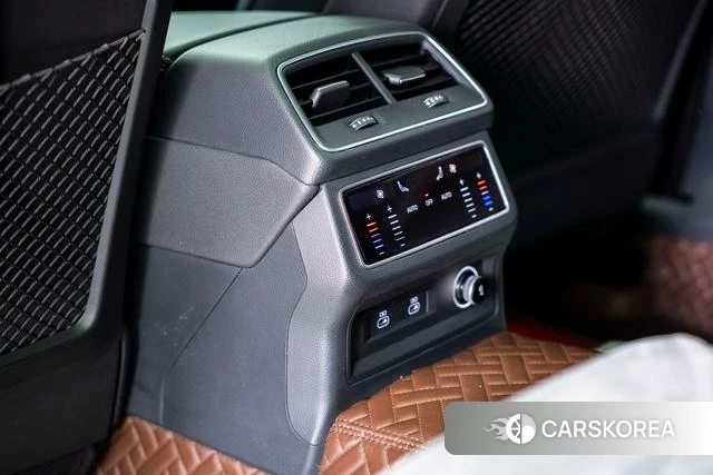Audi A6L id 4263515 из Китая 22