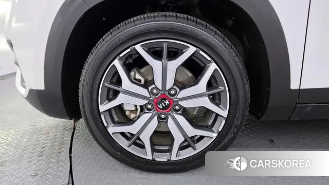 Kia Seltos id 3741402 из Кореи 15