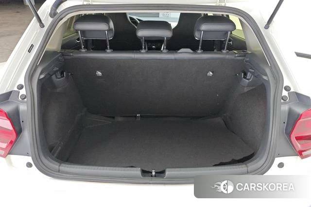 Volkswagen Polo id 4258472 из Китая 12