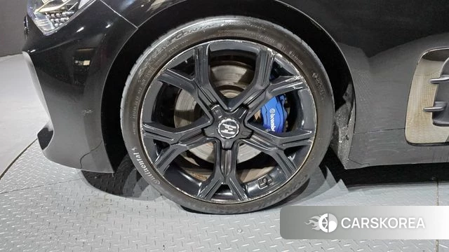 Kia Stinger id 3911816 из Кореи 15