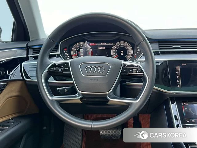 Audi A8 id 4291186 из Китая 8
