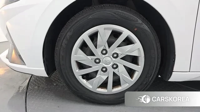 Hyundai Avante (CN7) id 3160867 из Кореи 15