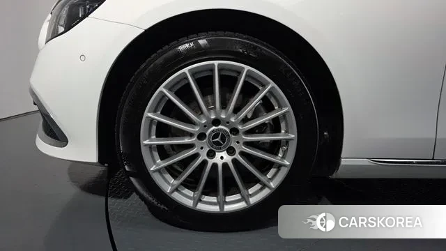 Mercedes-Benz E-Class W213 id 3041390 из Кореи 15