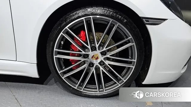 Porsche 718 Cayman id 3655792 из Кореи 15