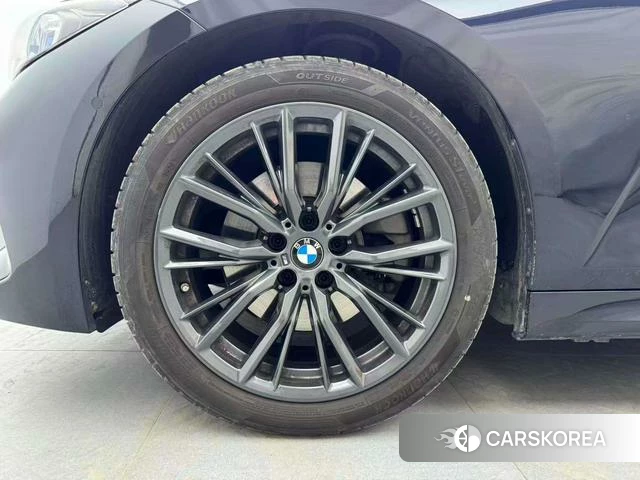 BMW 3 series id 3908392 из Китая 13