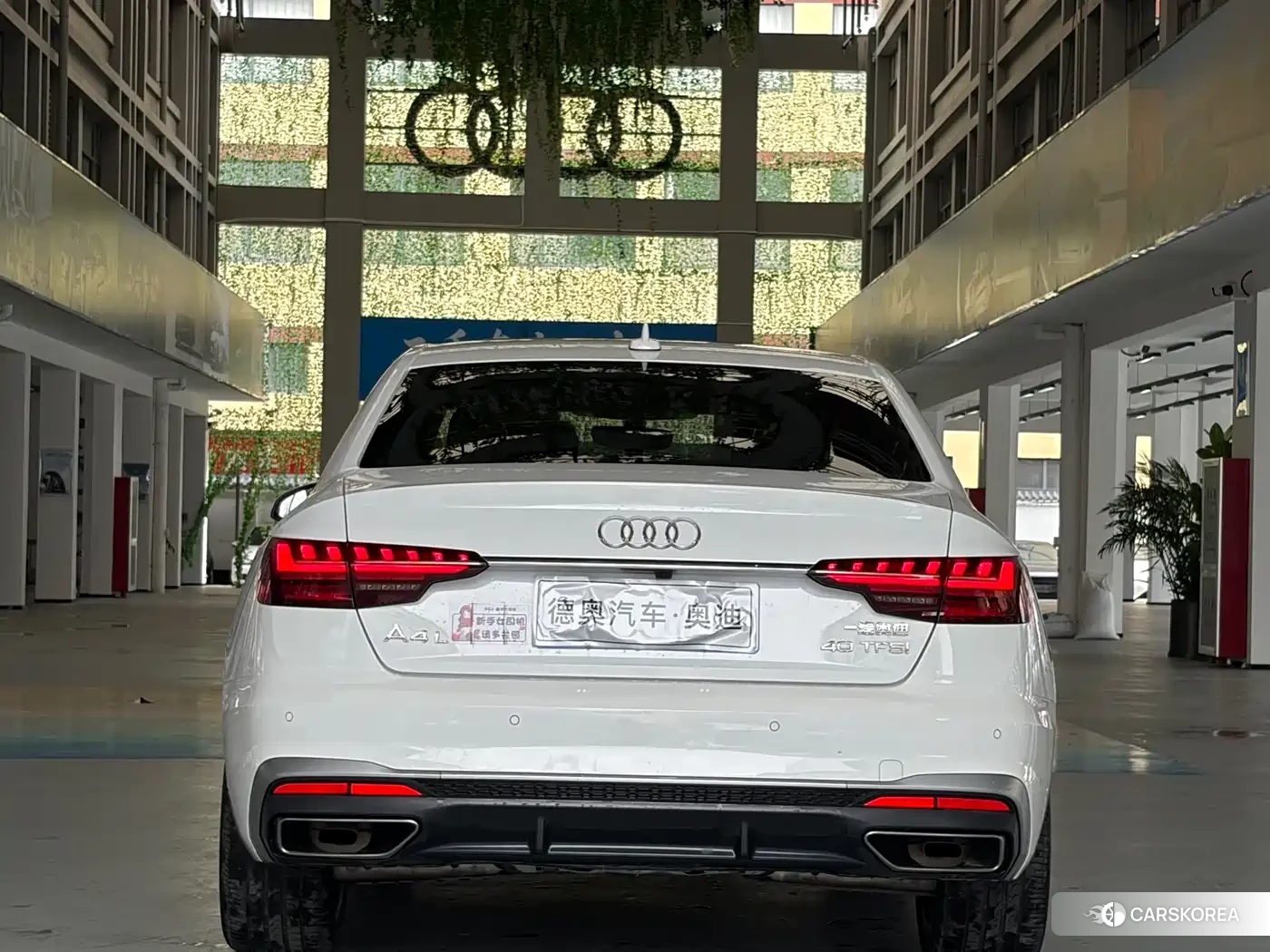 Audi A4L id 4576553 из Китая 9