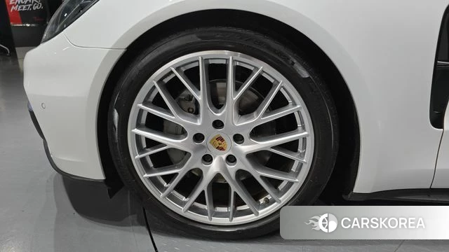 Porsche Panamera (971) id 4496745 из Кореи 27