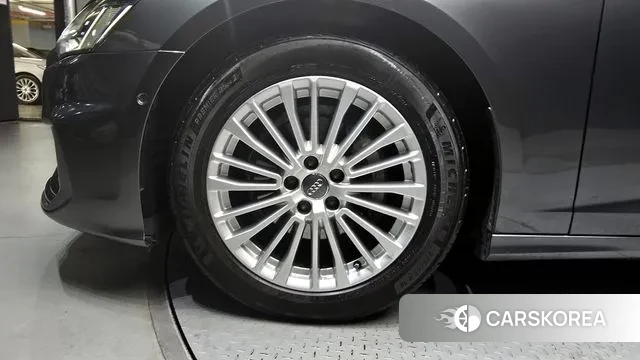 Audi A6 (C8) id 2885970 из Кореи 15