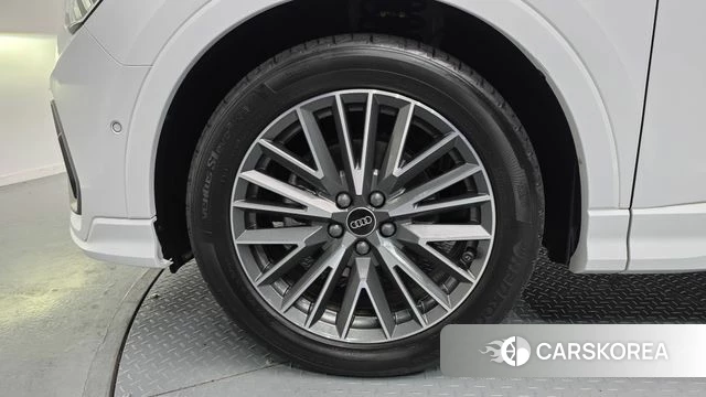 Audi Q3 (F3) id 3922269 из Кореи 15