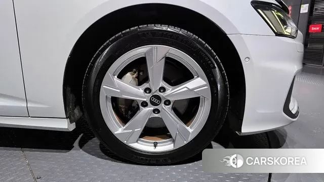 Audi A6 (C8) id 3044344 из Кореи 15