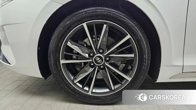 Hyundai The New Grandeur IG id 4401971 из Кореи 25