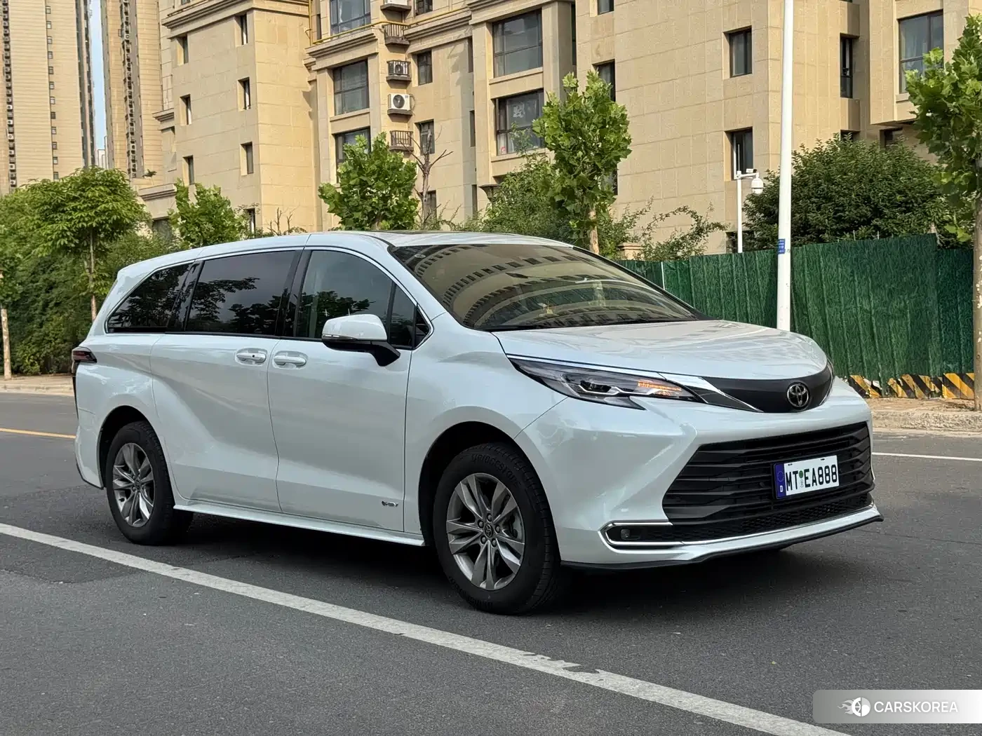 Toyota Sienna 2025 Белый из Китая, фото 5