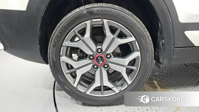 Kia Seltos id 4697675 из Кореи 26